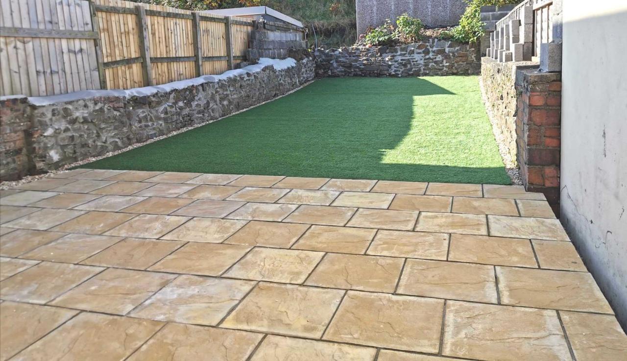 Large Green Garden, 4 Bedrooms, Sleeps 8 Swansea Esterno foto