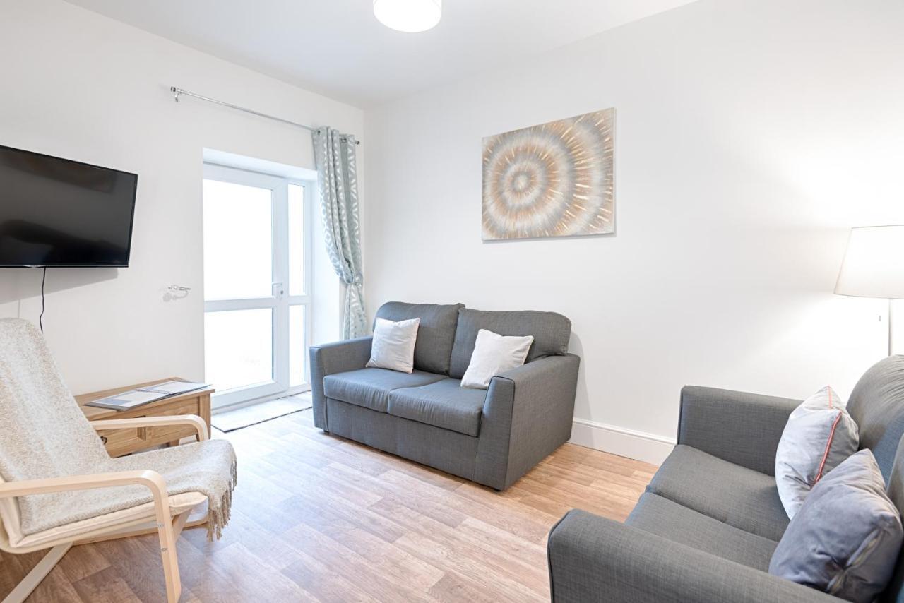 Large Green Garden, 4 Bedrooms, Sleeps 8 Swansea Esterno foto